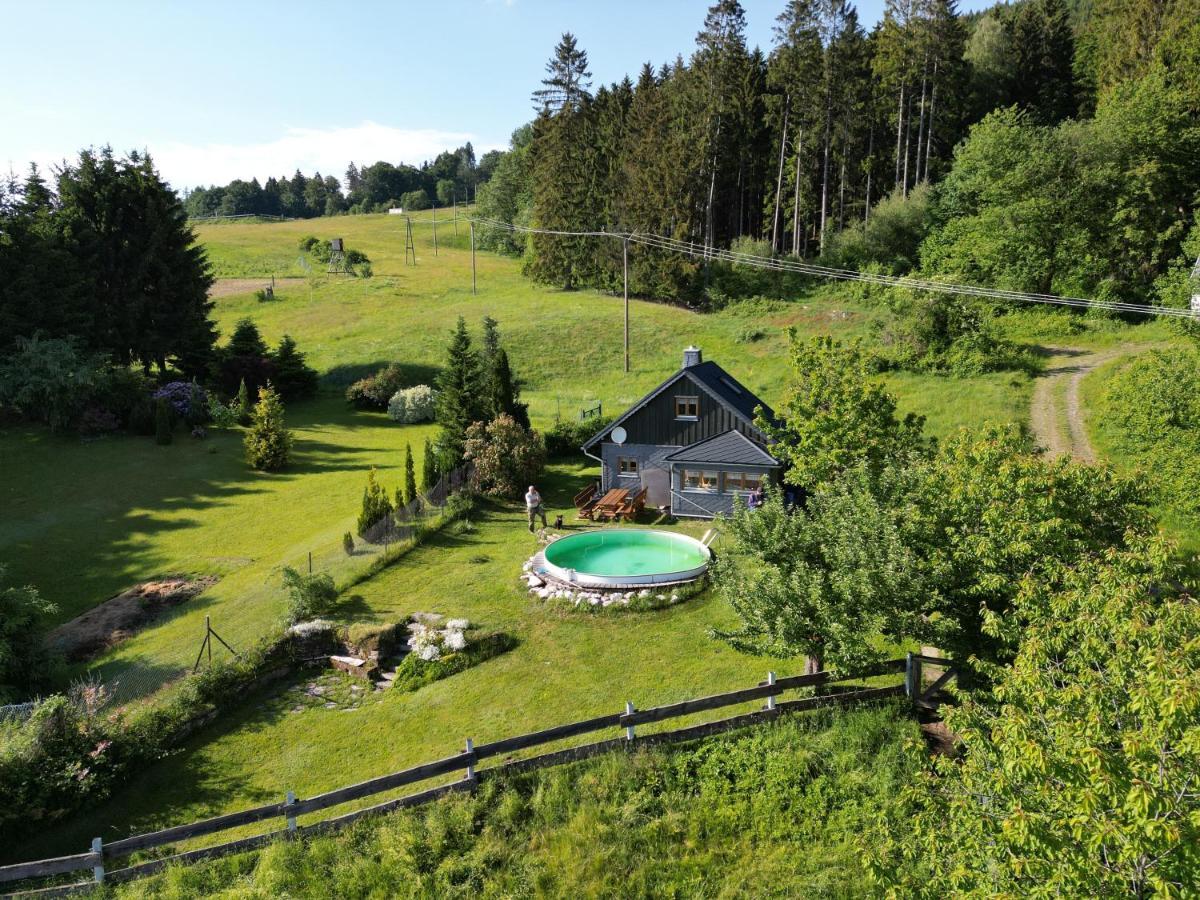Vila Ferienhaeuschen Blessberg Schalkau Exteriér fotografie